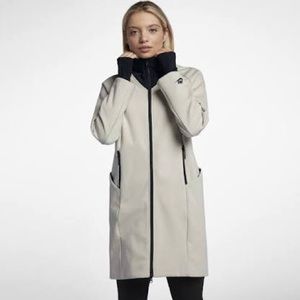Women’s Nike Sportswear Tech Pack Coat size XS